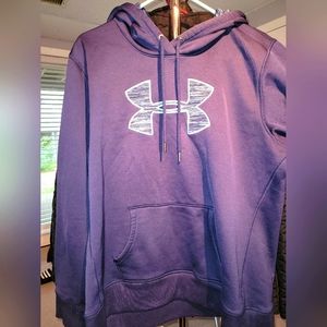 XL Under Armor hoodie